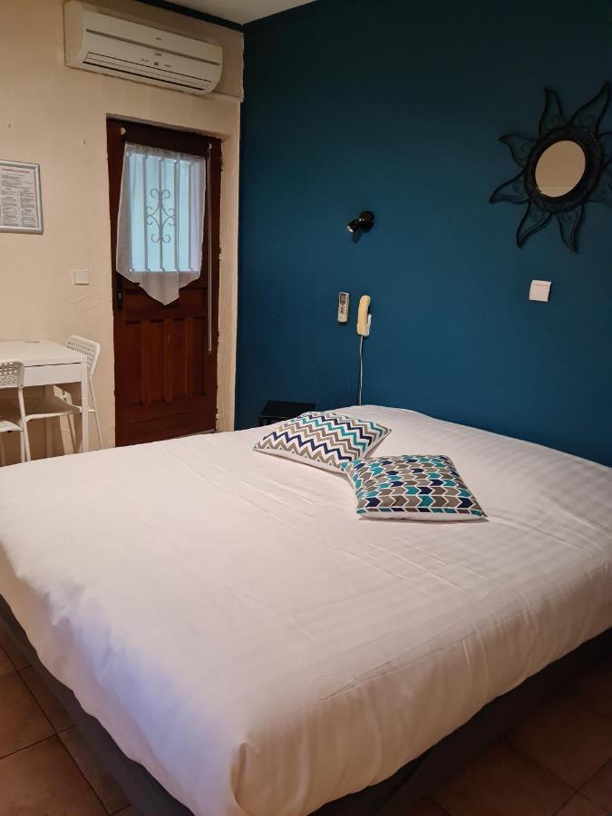Auberge La Folie โซเซ-เล-แป็ง ภายนอก รูปภาพ